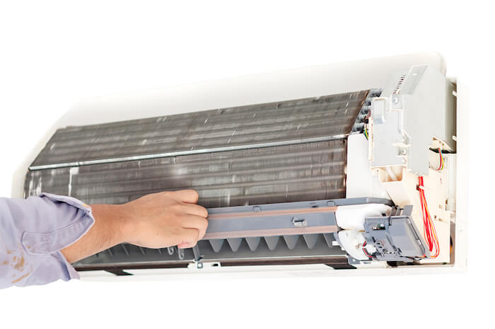 aircon chemical cleaning maintenance